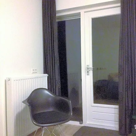 't Pakhuis Bed & Breakfast