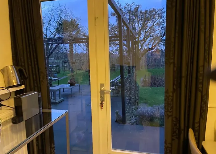 Bed and Breakfast 't Pakhuis 4*